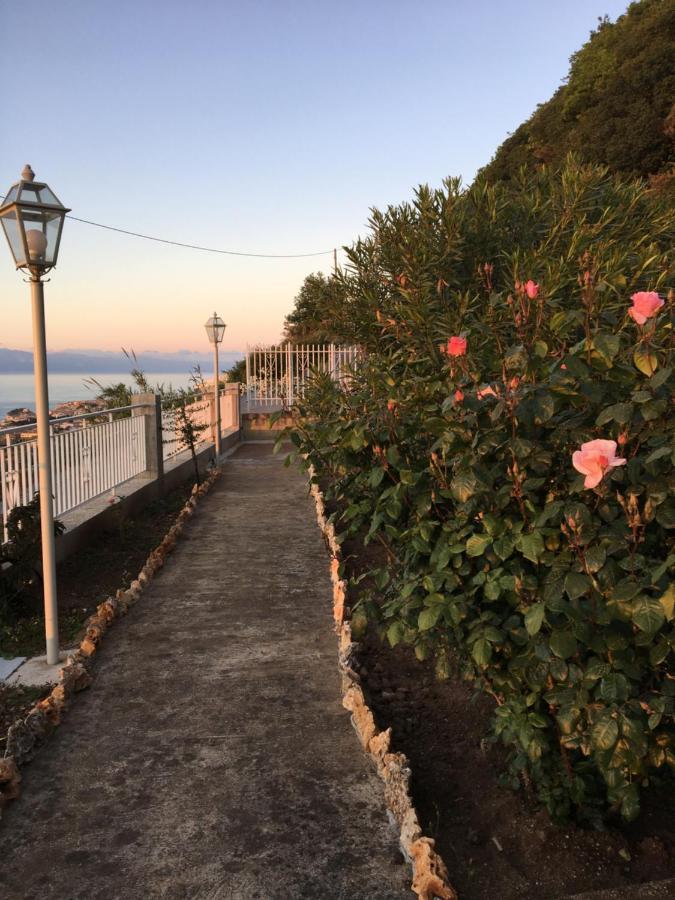 Balconcino Degli Innamorati Tropea Santa Domenica Talao Exterior foto