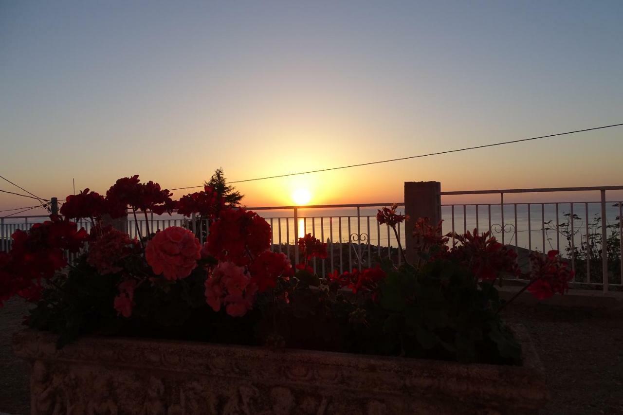 Balconcino Degli Innamorati Tropea Santa Domenica Talao Exterior foto